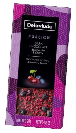 DELAVIUDA DARK CHOCOLATE BAR W/ CHERRY & BLUEBERRY 120G